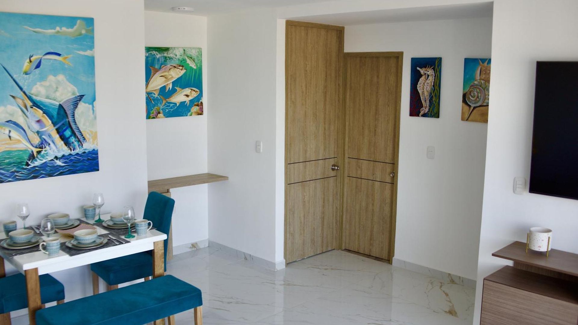 Great Location Close To Airport *