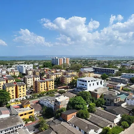Great Location Close To Airport Apartment *