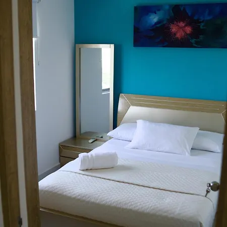 Great Location Close To Airport Cartagena