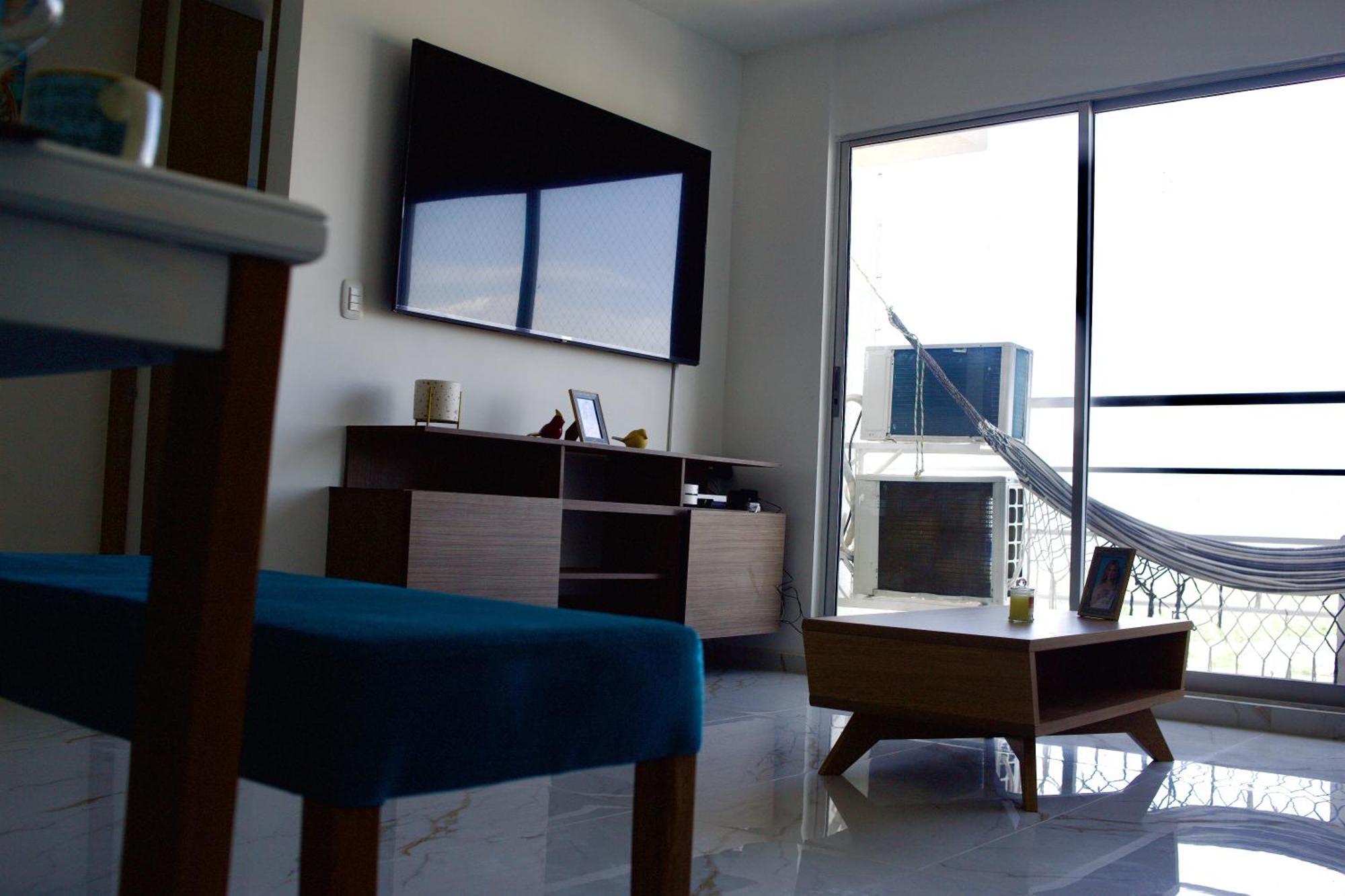 Great Location Close To Airport